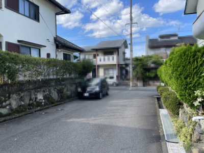【前面道路含む現地写真】 | 大津市朝日2丁目15-10　中古戸建 | 2024年10月　撮影