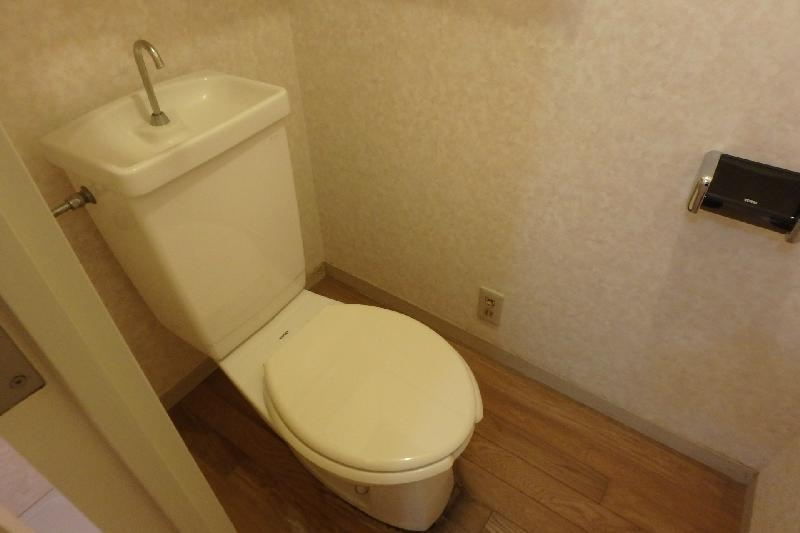 グランフォルム岡本のトイレ|シンプルで使いやすいトイレです