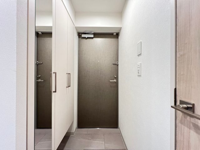 アーバネックス南森町EASTの玄関
