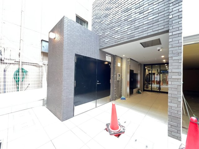 アーバネックス南森町EASTのエントランス