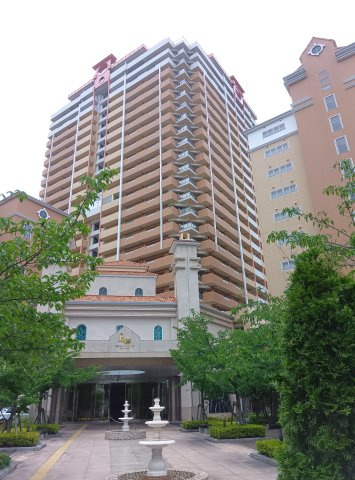 ザ・レジデンス芦屋スイート　マリーナ・テラス棟の外観