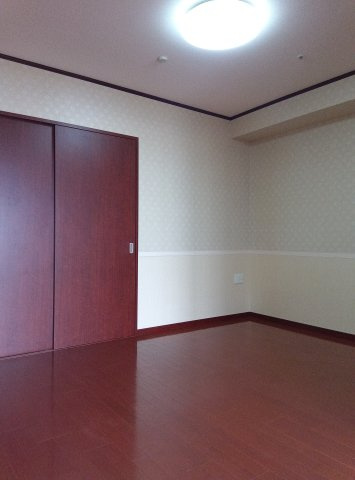 ザ・レジデンス芦屋スイート　マリーナ・テラス棟の洋室