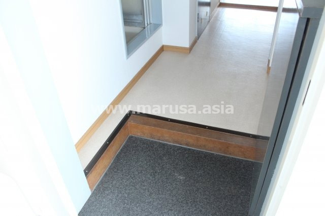 ライフシティ谷川の玄関|※実際のお部屋とは異なります