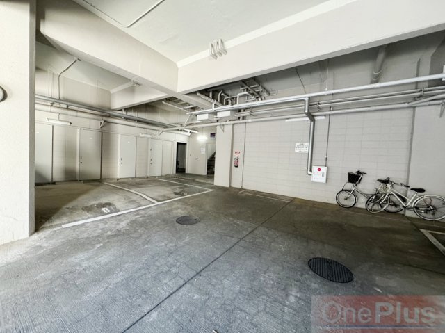 御影ハイツの駐車場