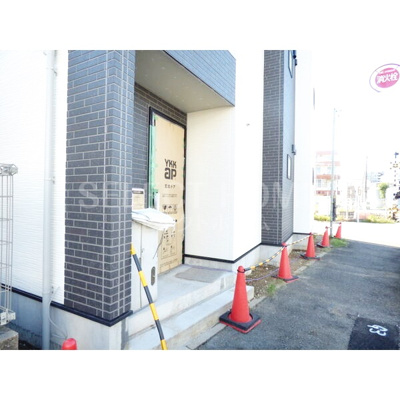 【エントランス】 | ルミエーテ | 建物の内部です