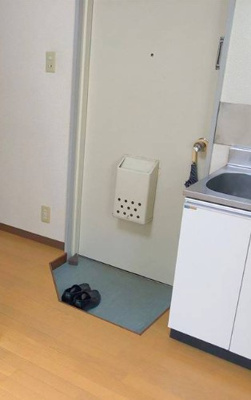 【玄関】 | ニッシンハイツ