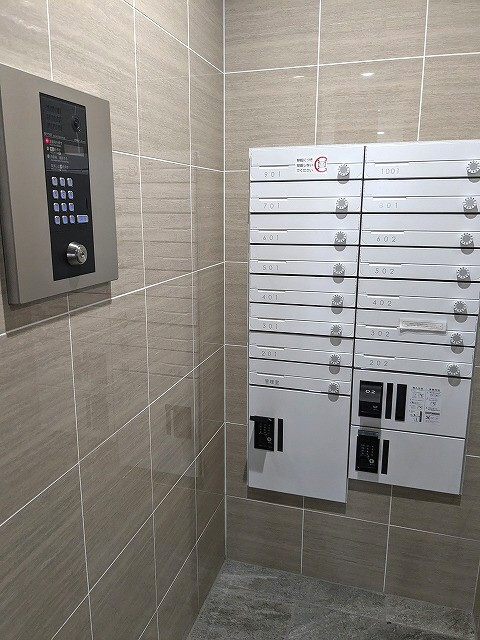 カルム浅草馬道のエントランス