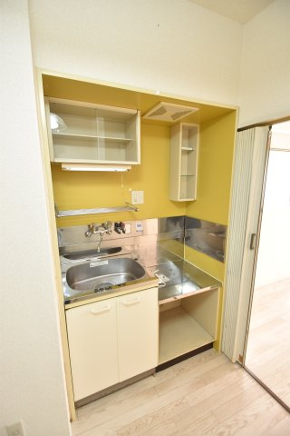 大阪市都島区中野町１丁目の賃貸マンションのキッチン