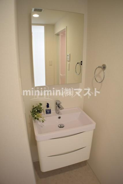 SERENiTE福島sceltoの洗面所