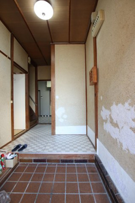 【玄関】 | 堺市美原区南余部274-9戸建