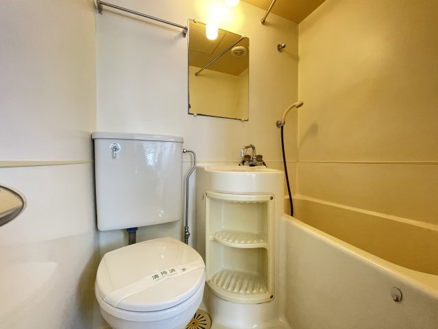 西宮市鳴尾町２丁目の賃貸マンションの浴室