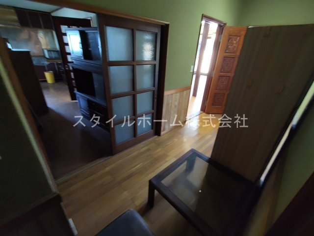 神野新田町クノ割貸家の内装