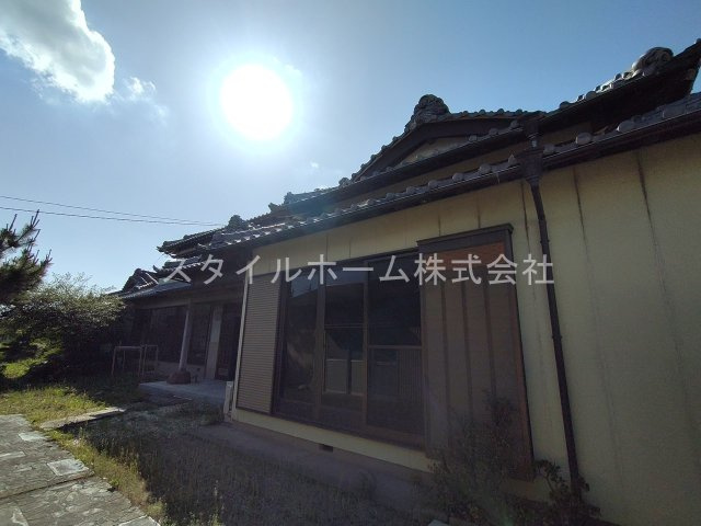 神野新田町クノ割貸家の外観