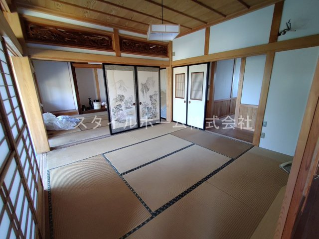 神野新田町クノ割貸家の和室