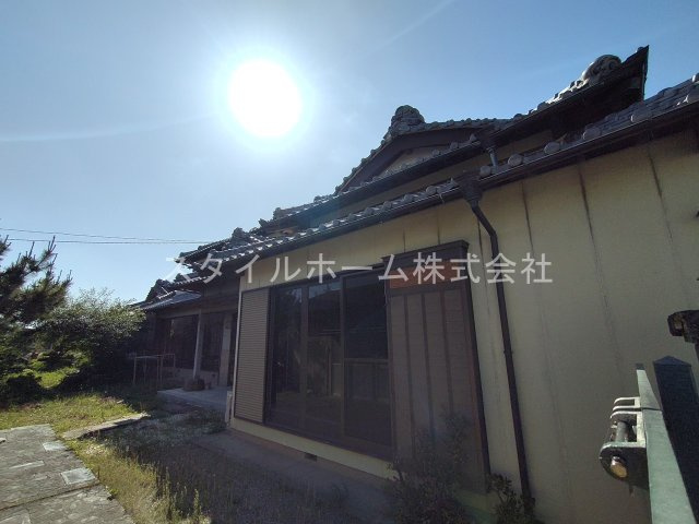 神野新田町クノ割貸家の外観