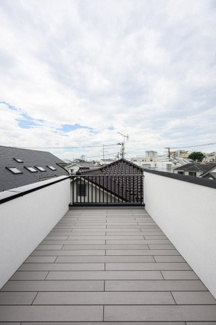 【展望】 | 屋上ルーバル・2階バルコニーはウッドデッキ敷のリラックス空間
2024年9月21日撮影