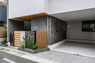 【駐車場】 | EV充電コンセント完備
2024年9月21日撮影