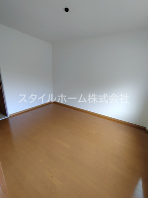 【内装】 | サンハイムみどりB | 別部屋写真です。