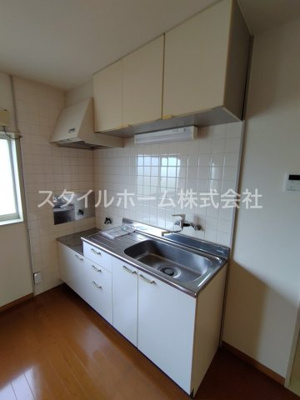 【キッチン】 | サンハイムみどりB | 別部屋写真です。