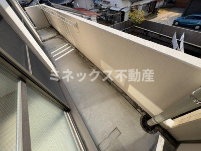 【玄関】 | ユーミーラウレア