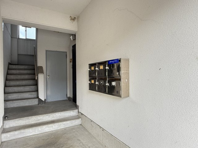 コーポ一宮Ⅱのエントランス