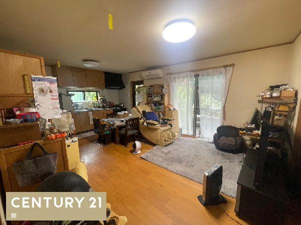 日高郡日高町大字原谷の中古一戸建の居間・リビング