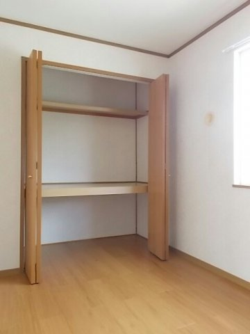 ルミエールＳの収納