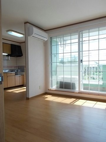 ルミエールＳの居間・リビング