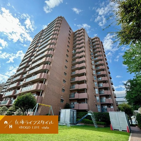 ハイツオークラ東灘の外観