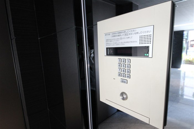 【セキュリティ】 | サムティ難波VIVO