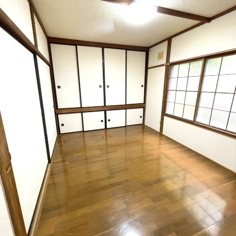 コーポエスポアールの洋室