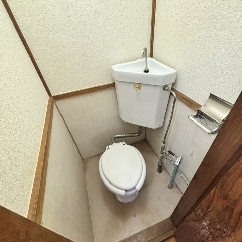 コーポエスポアールのトイレ