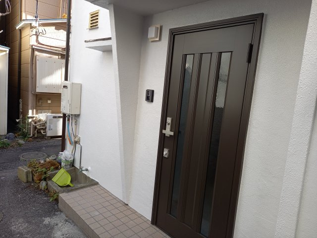 東京都北区志茂の玄関