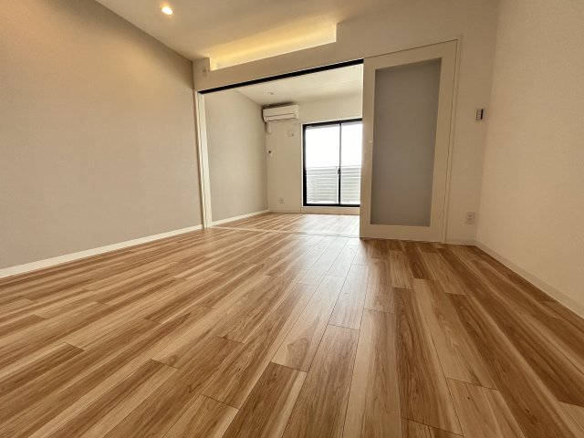 【居間・リビング】PLACIDO宇品