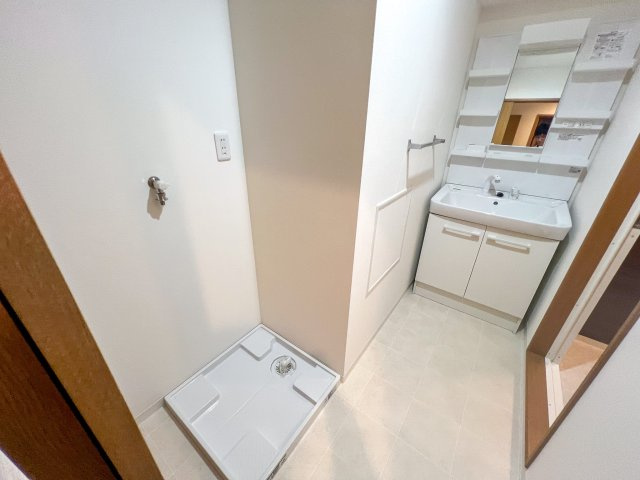 PLENDY瑞江の洗面所