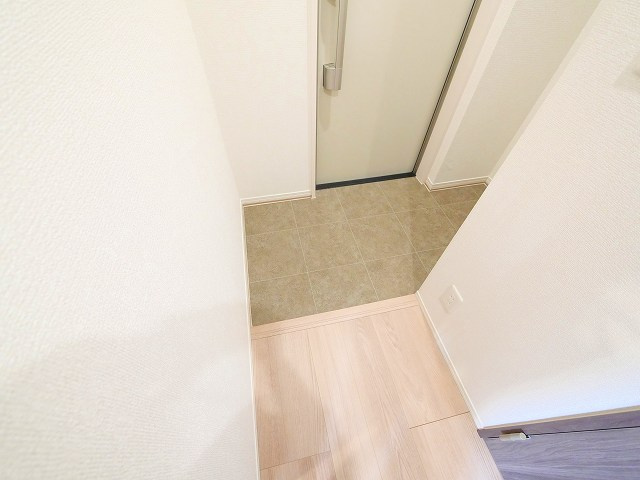 プラムルージュの玄関
