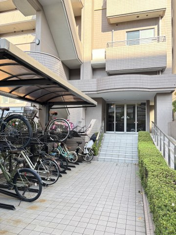 ※駐輪場（地上）