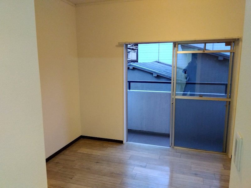 ジュネス一条の居間・リビング|洋室