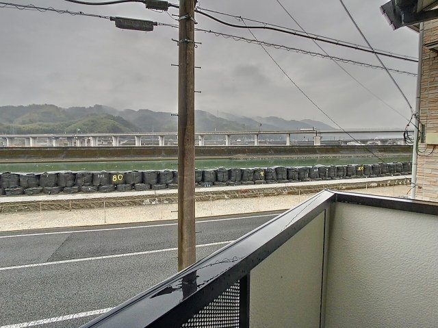 グレイス五台山のバルコニー