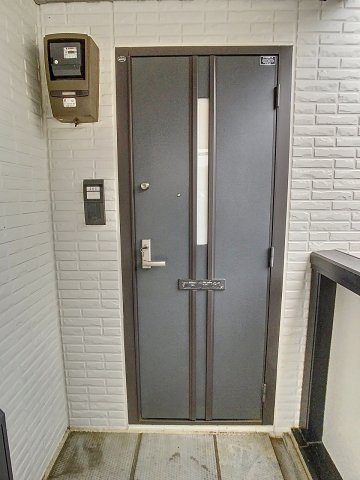 グレイス五台山の玄関