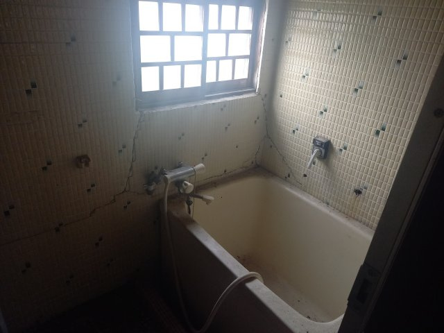 岐阜市柳津町上佐波の浴室