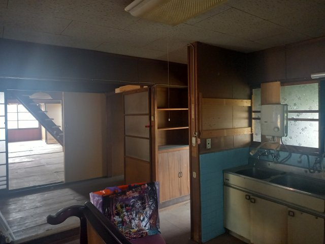 岐阜市柳津町上佐波のキッチン