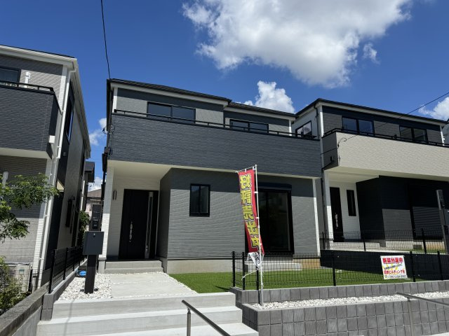 松戸市河原塚新築戸建【河原塚小学校：5分】の外観|1号棟外観・完成済み内覧可能です！