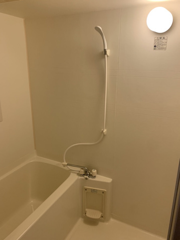 ハイツ大久保の浴室