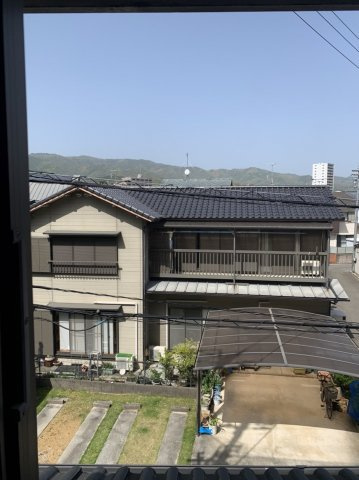 ハイツ大久保の駐車場