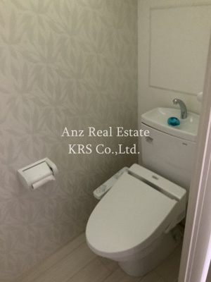 【トイレ】 | フェールヴィル阿波座 | 冬場での使用や清潔好きの方にうれしい温水洗浄便座♪