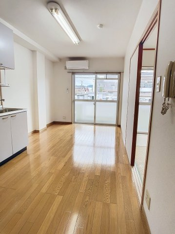 コーポライムグリーンの居間・リビング