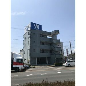 プリミエール八田の外観