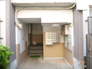 【エントランス】