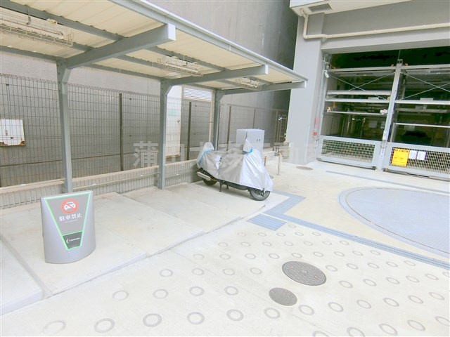 コンフォリア蒲田のその他共用部分|バイク置き場　空き状況等詳細はお問合せください。
